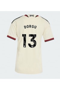 Manchester United Patrick Dorgu #13 Fotballdrakt Tredje Klær Dame 2026-27 Korte ermer